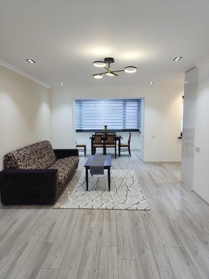 Apartament Самарканд Екстер'єр фото